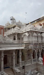 Shri Sambhavnath Jain Shwetamber Mandir in ntr